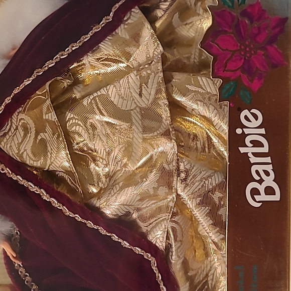 Happy Holidays, Barbie Special Edition Hallmark 1996. NIB. Vintage - Picture 3 of 6